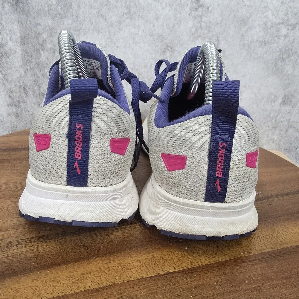 Brooks Revel‎ 5 Running Shoes Womens 9 B White Sneakers Trainers 1203611B193